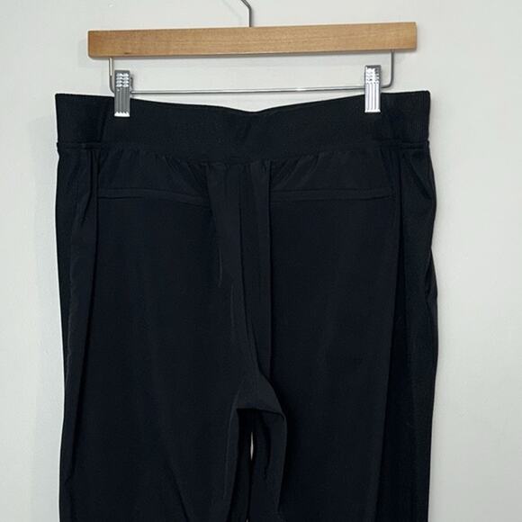 ATHLETA Brooklyn Mid Rise Ankle Pant in Black - Picture 11 of 15